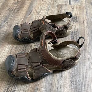 Crocs Men’s Swiftwater Leather Fisherman Sandals